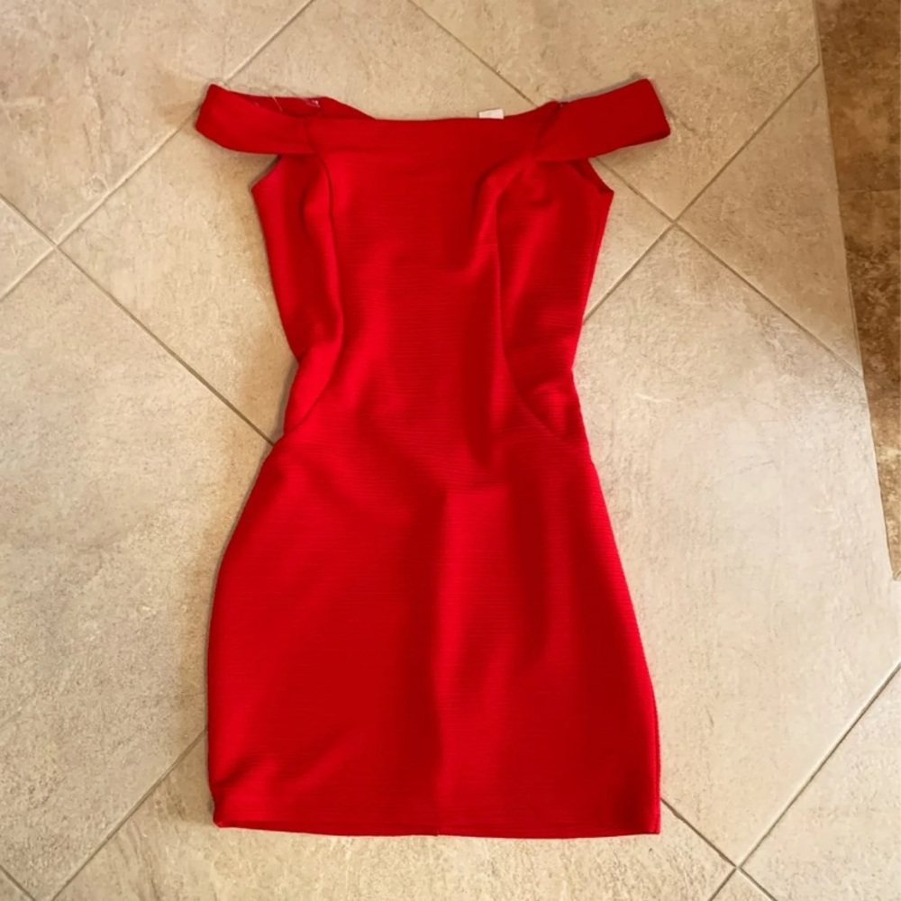 Red dress boutique